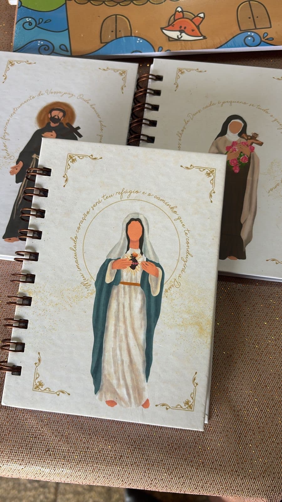 Caderno personalizado com acabamento especial